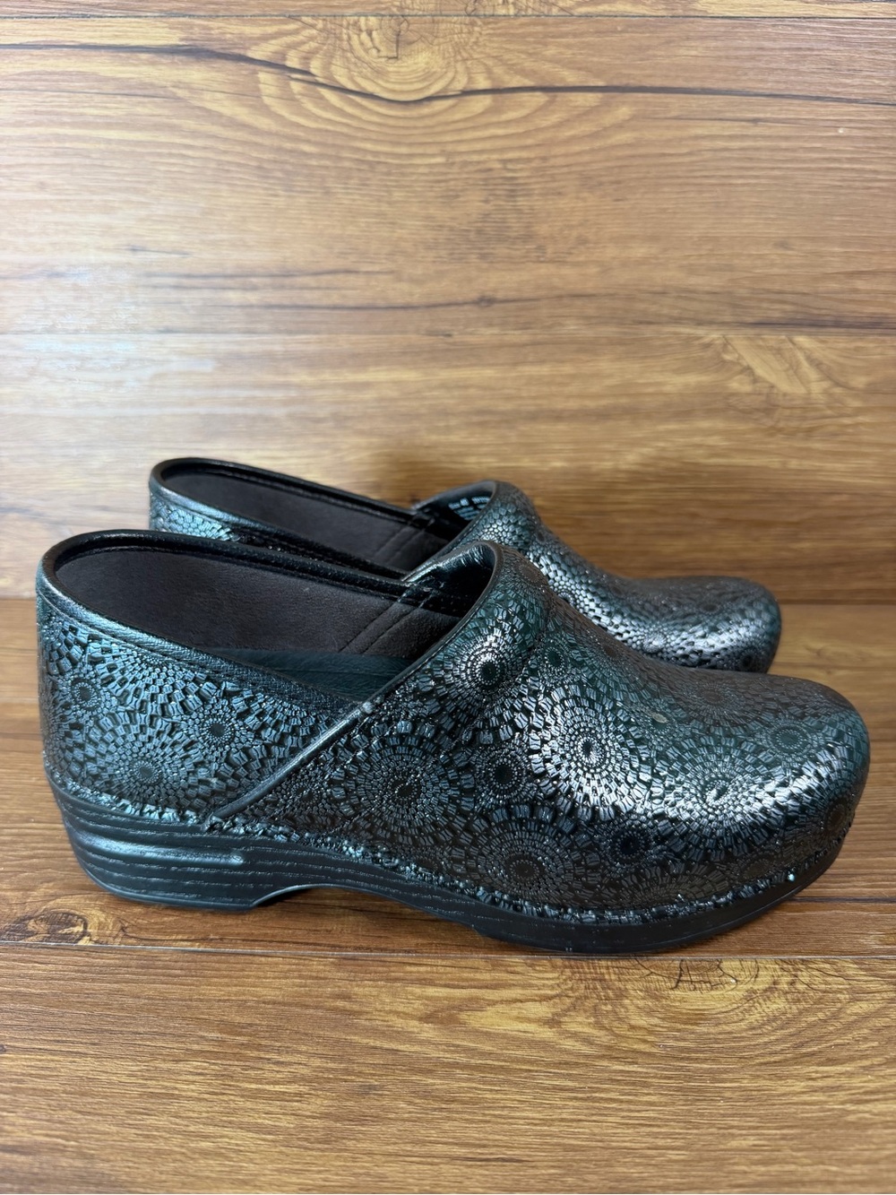Dansko XP Clogs Women’s Size 9 (40) Slip-On Shoes